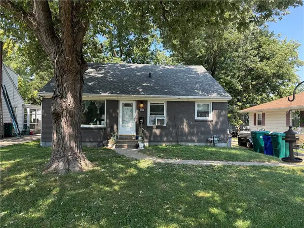 840 Hazel Avenue, Decatur, IL 62526