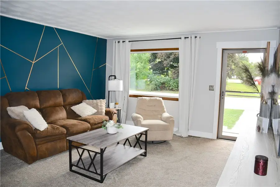 704 Sunshine Drive, Sullivan, IL 61951 - #3