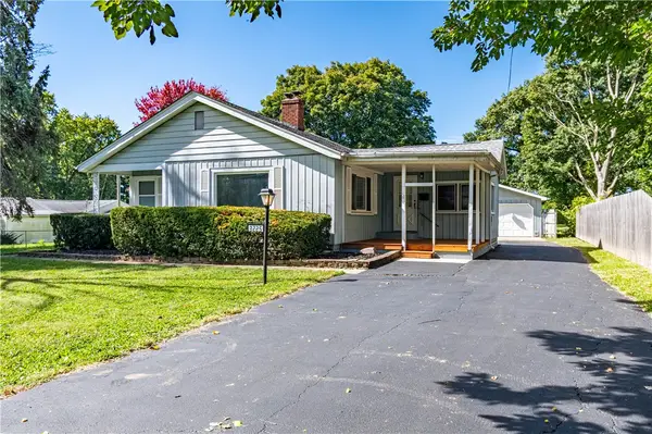 3225 N Brett Avenue, Decatur, IL 62526