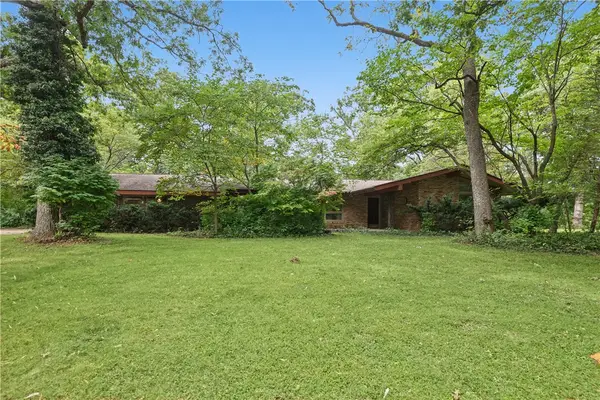 3135 Turpin Road, Decatur, IL 62521