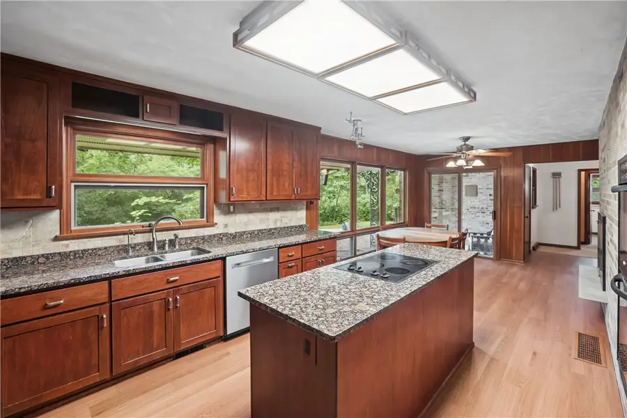 3135 Turpin Road, Decatur, IL 62521 - #2