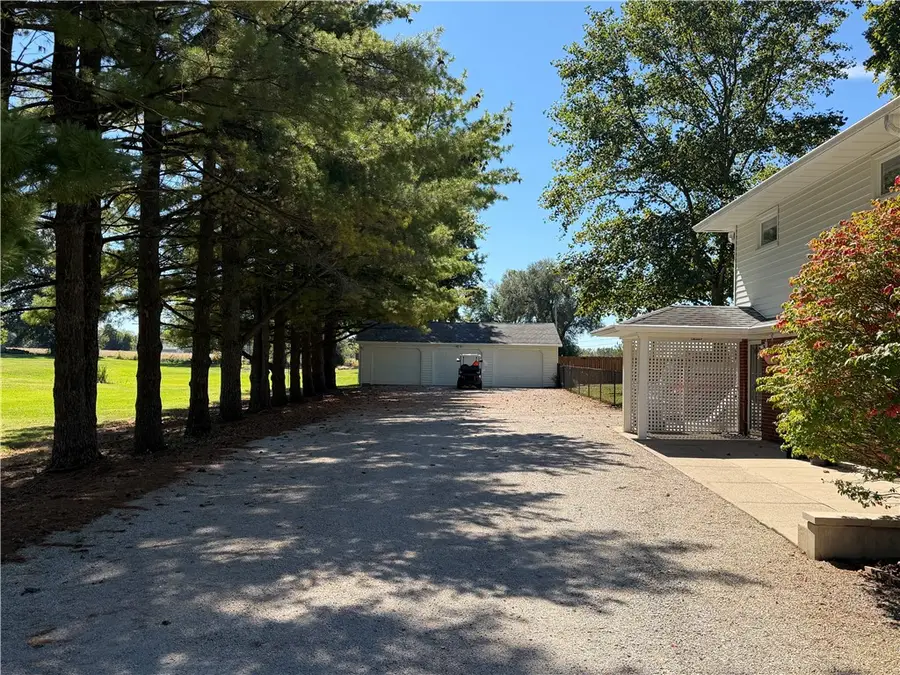 11 Payne Drive, Paris, IL 61944 - #2