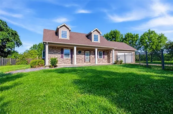 1683 County Highway 5 Road, Shelbyville, IL 62565
