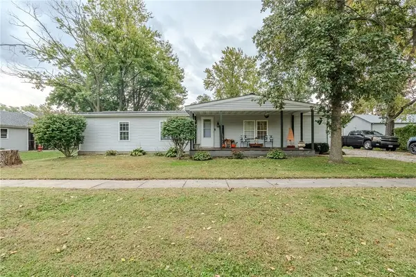 506 Maple Street, Ogden, IL 61859