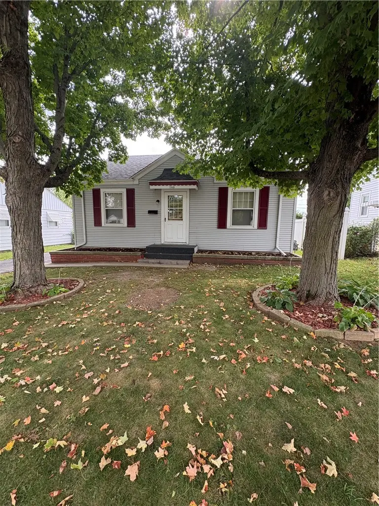1365 E Buena Vista Avenue, Decatur, IL 62521 - #3