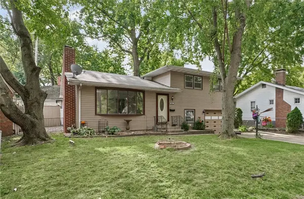 2035 Dickinson Avenue, Decatur, IL 62521