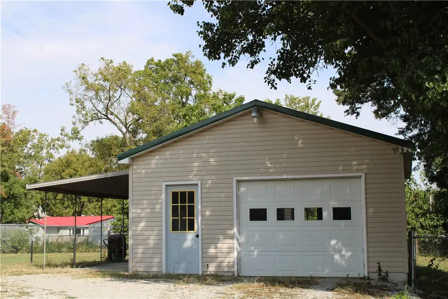 601 W North 3rd Street, Shelbyville, IL 62565 - #2