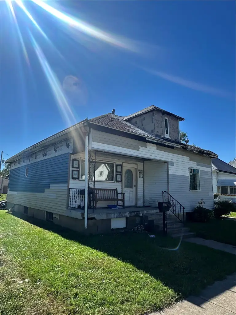 313 W Maple Street, Hoopeston, IL 60942 - #2