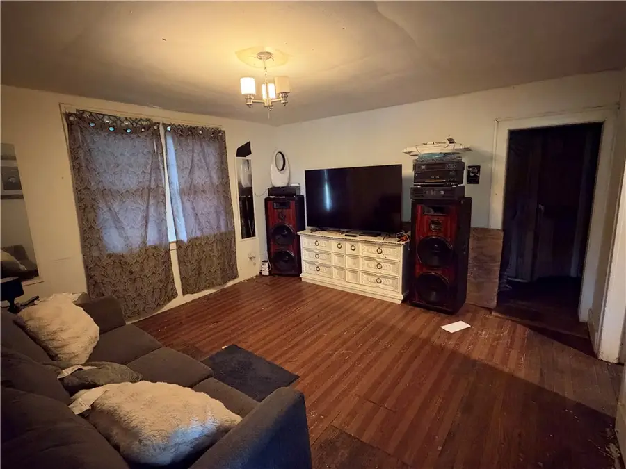 514 Bryan Avenue, Danville, IL 61832 - #3