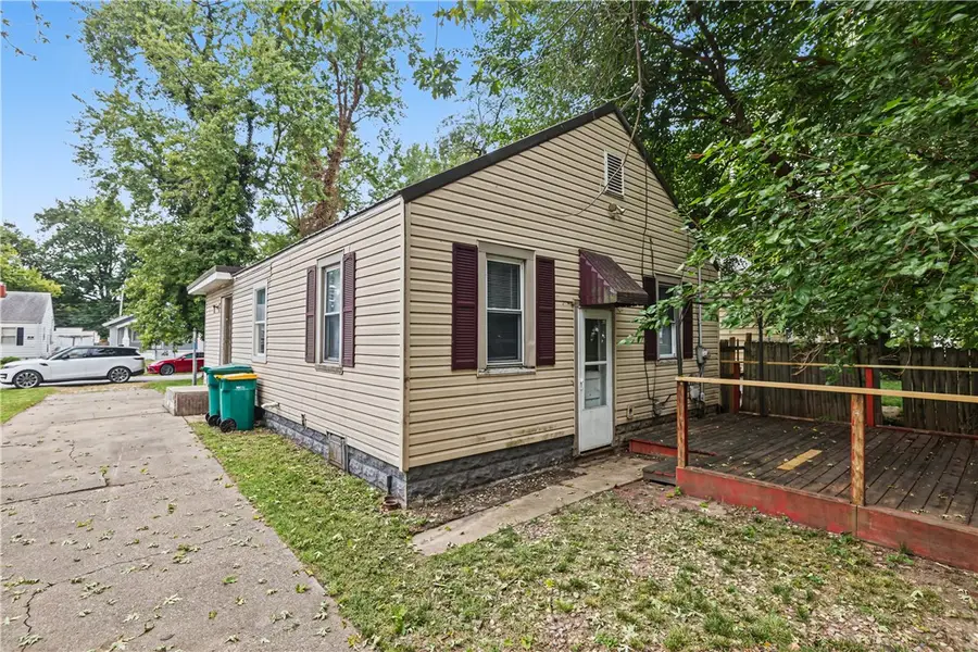 1536 E Division Street, Decatur, IL 62526 - #2