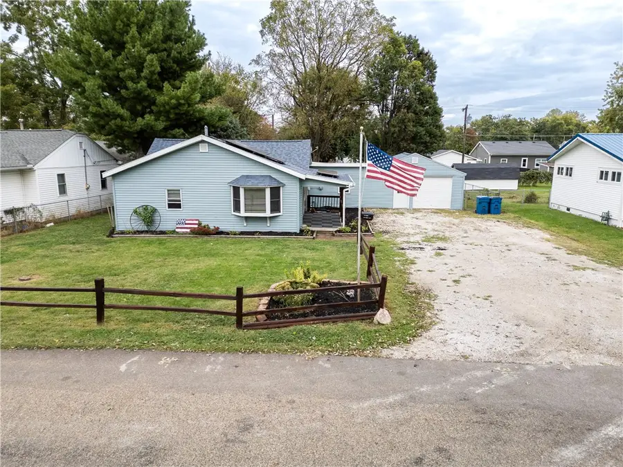 806 Lawndale Avenue, Tilton, IL 61833 - #2