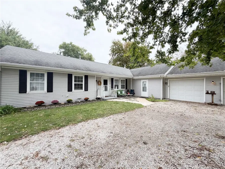 620 Walnut Street, Humboldt, IL 61931 - #2