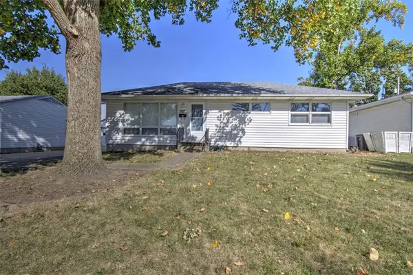 2222 Yorkshire Drive, Decatur, IL 62526