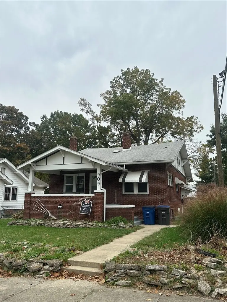 909 N Sherman Street, Danville, IL 61832 - #3