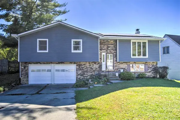2241 W Packard Street, Decatur, IL 62522