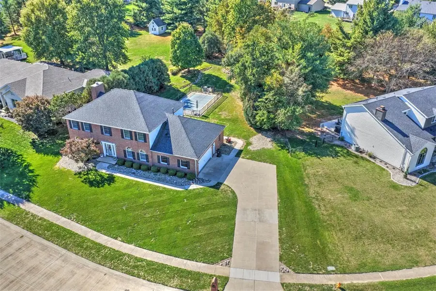 335 E Ashland Avenue, Mount Zion, IL 62549 - #3