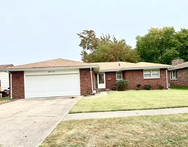 804 N 32nd Street, Mattoon, IL 61938