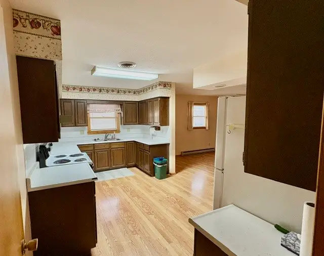 804 N 32nd Street, Mattoon, IL 61938 - #3