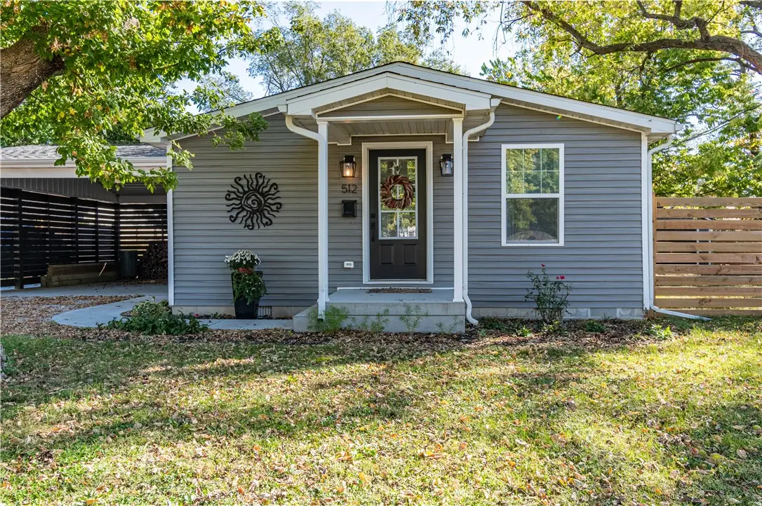 512 N Graham Street, Sullivan, IL 61951 - #1