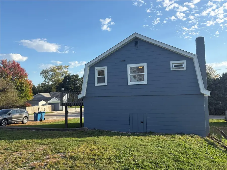 1003 W Main Street, Hoopeston, IL 60942 - #2