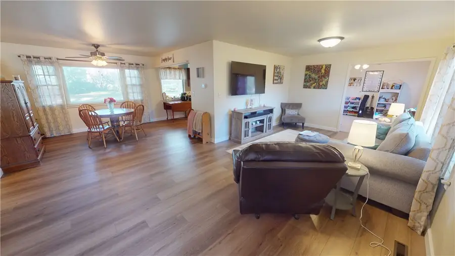 507 S Oakwood Street, Oakwood, IL 61858 - #2