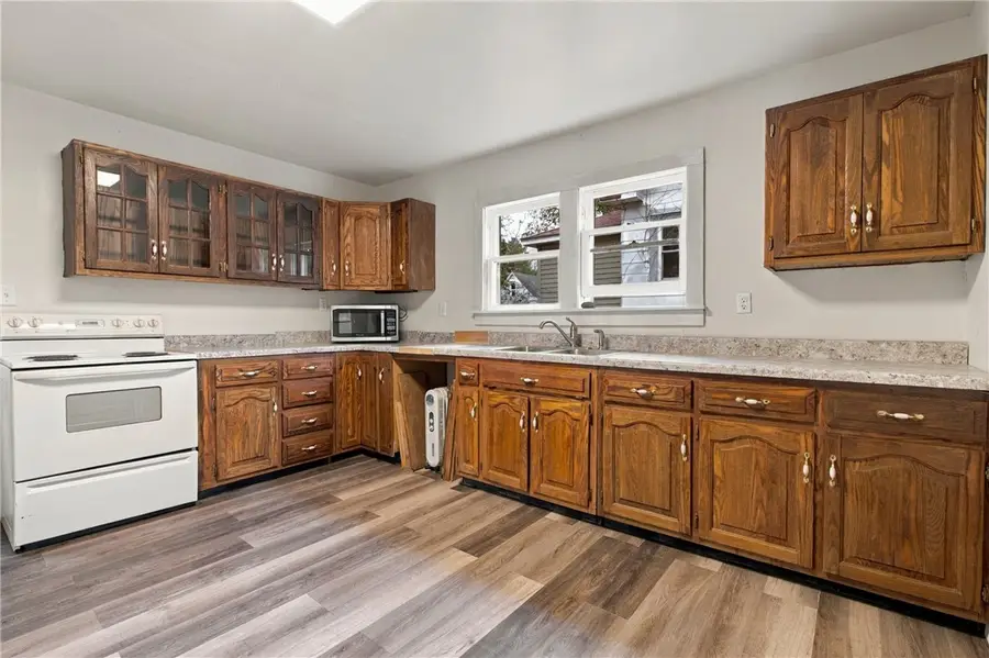 516 Water Street, Nokomis, IL 62075 - #2