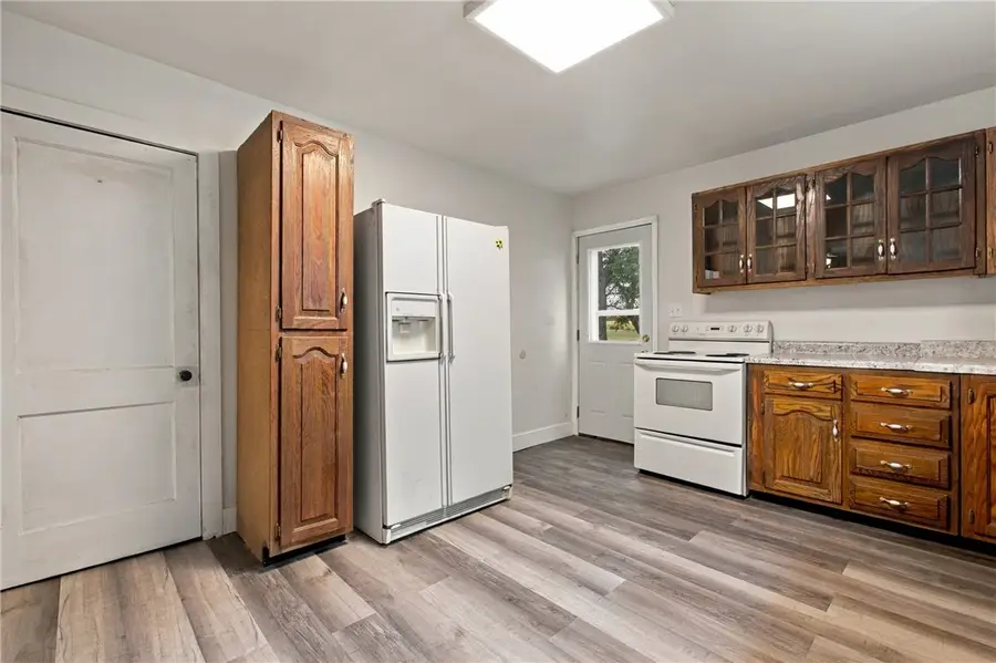 516 Water Street, Nokomis, IL 62075 - #3