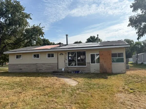 308 S 3rd Street, Brownstown, IL 62418