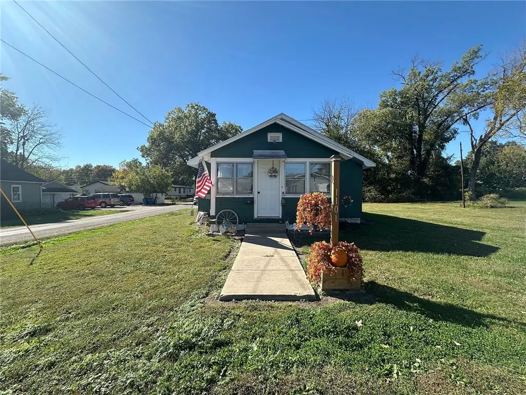 1101 N Franklin Street, Robinson, IL 62454 - #1