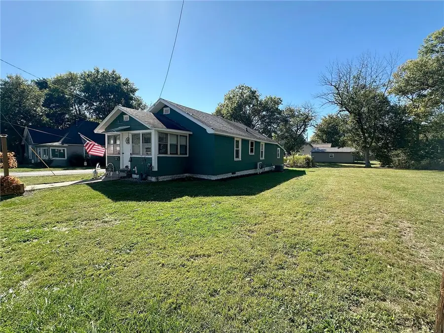 1101 N Franklin Street, Robinson, IL 62454 - #3
