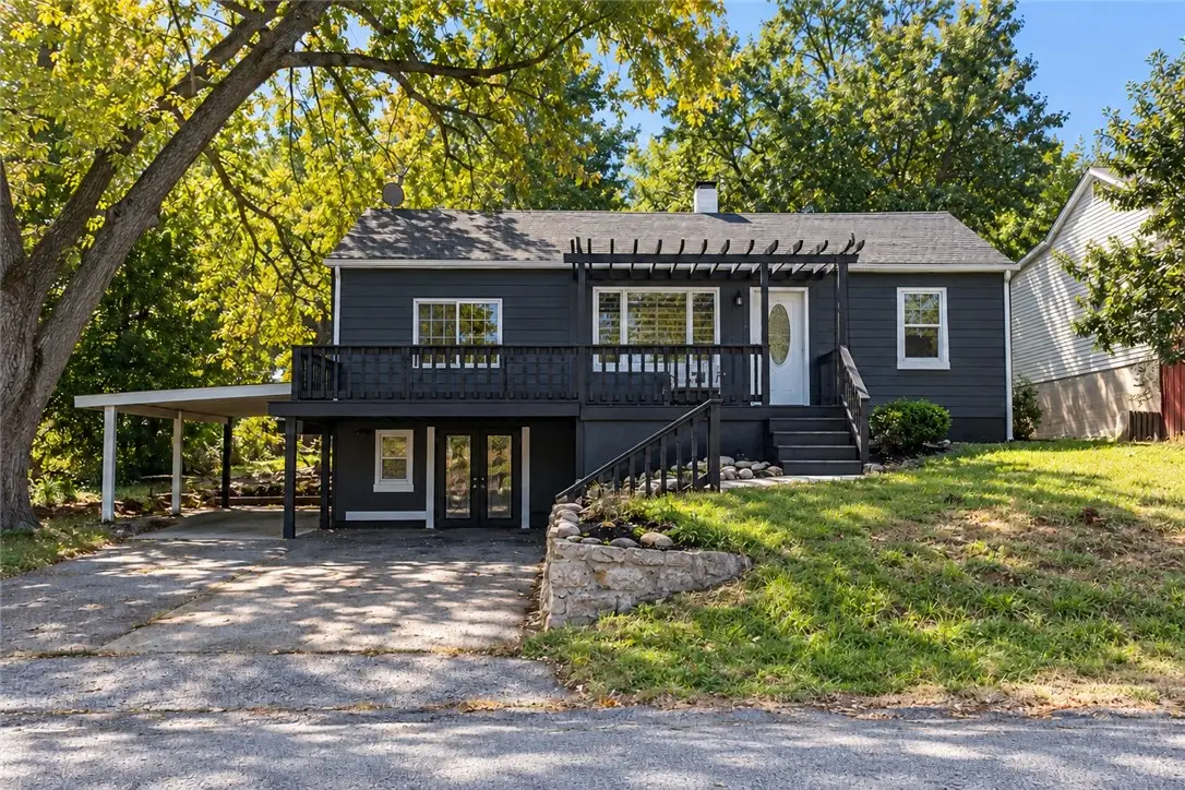 4337 E Glenwood Avenue, Decatur, IL 62526 - #1