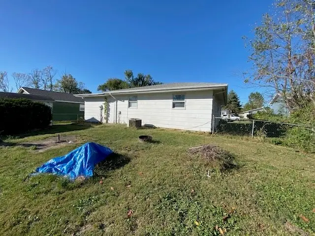 1034 Oxford Court, Charleston, IL 61920 - #2