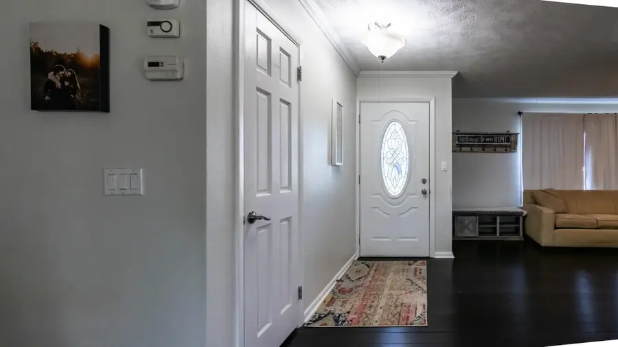 509 E Hanson Drive, Connersville, IN 47331 - Image #2