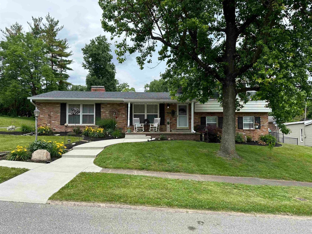 908 Ranch Road, Connersville, IN 47331 BHGRE