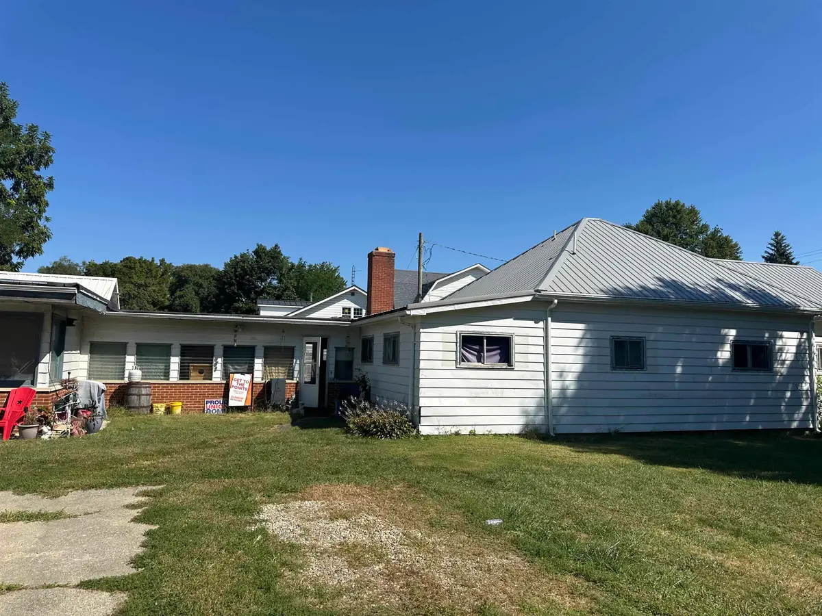 318 Brookville St, West College Corner, IN 47003 - Image #1