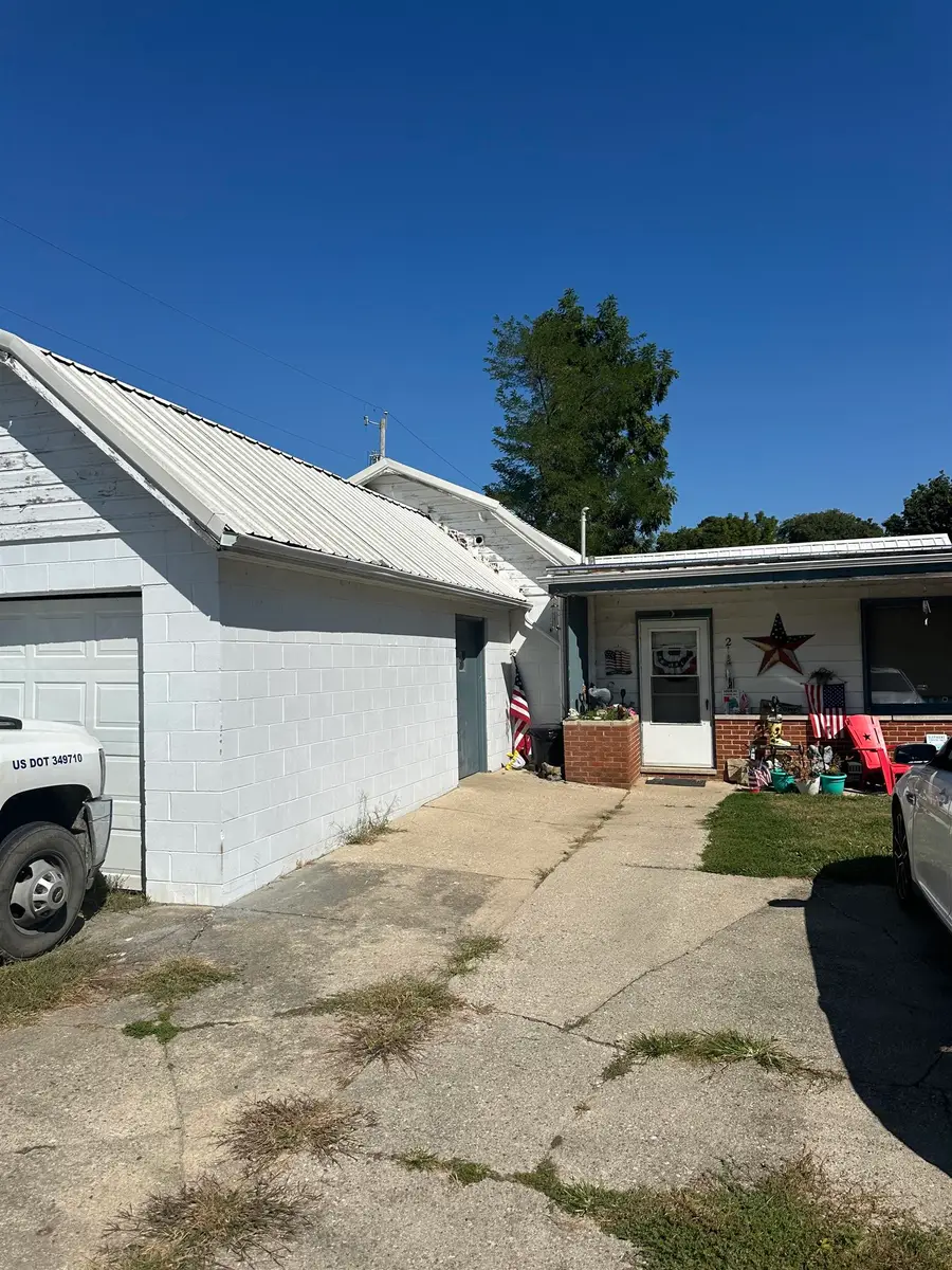 318 Brookville St, West College Corner, IN 47003 - Image #3