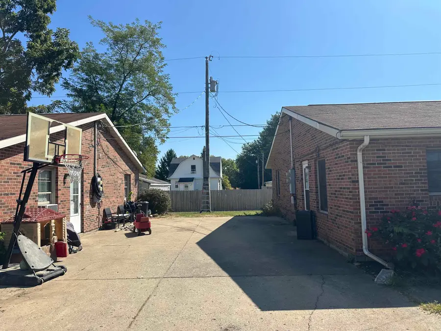 4 Bryan St, West College Corner, IN 47003 - Image #2