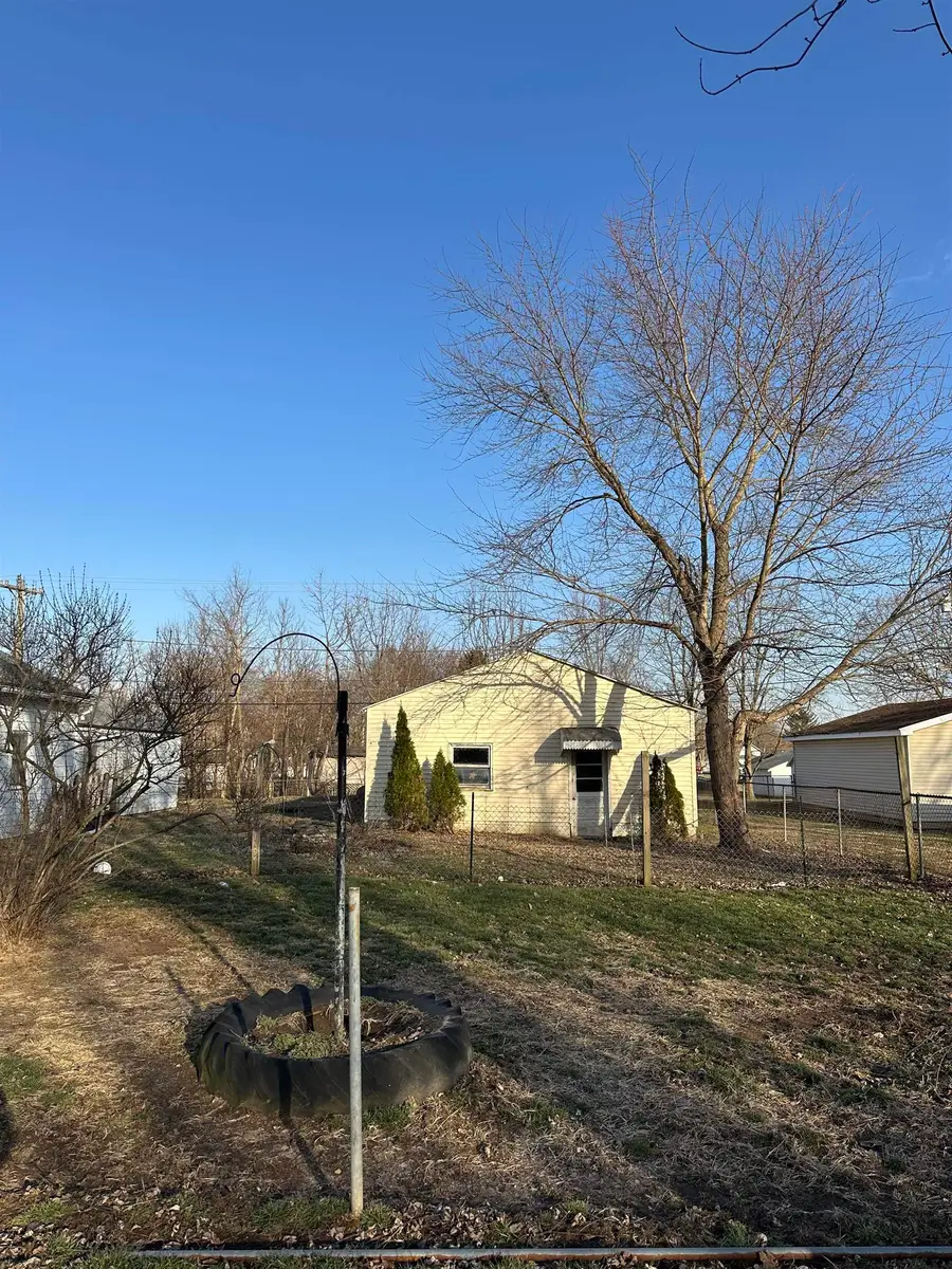 3314 Richmond, Connersville, IN 47331 - #3