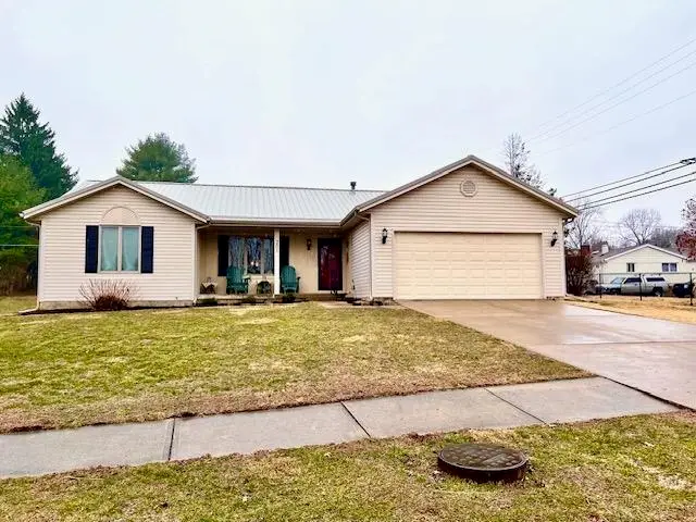 201 Timber Creek, Connersville, IN 47331 - #1