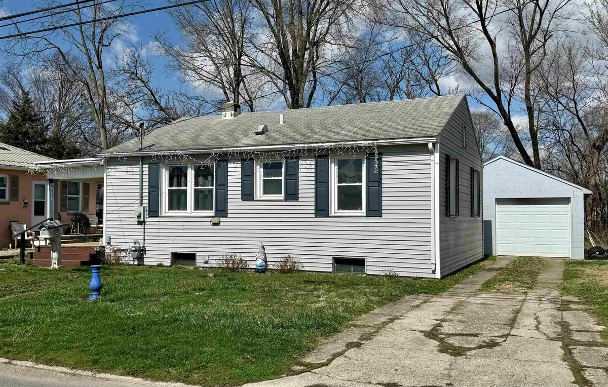 506 W 32nd Street, Connersville, IN 47331 - #1