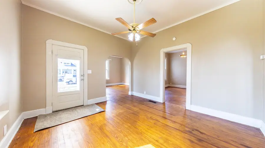 2026 N Grand Avenue, Connersville, IN 47331 - #3