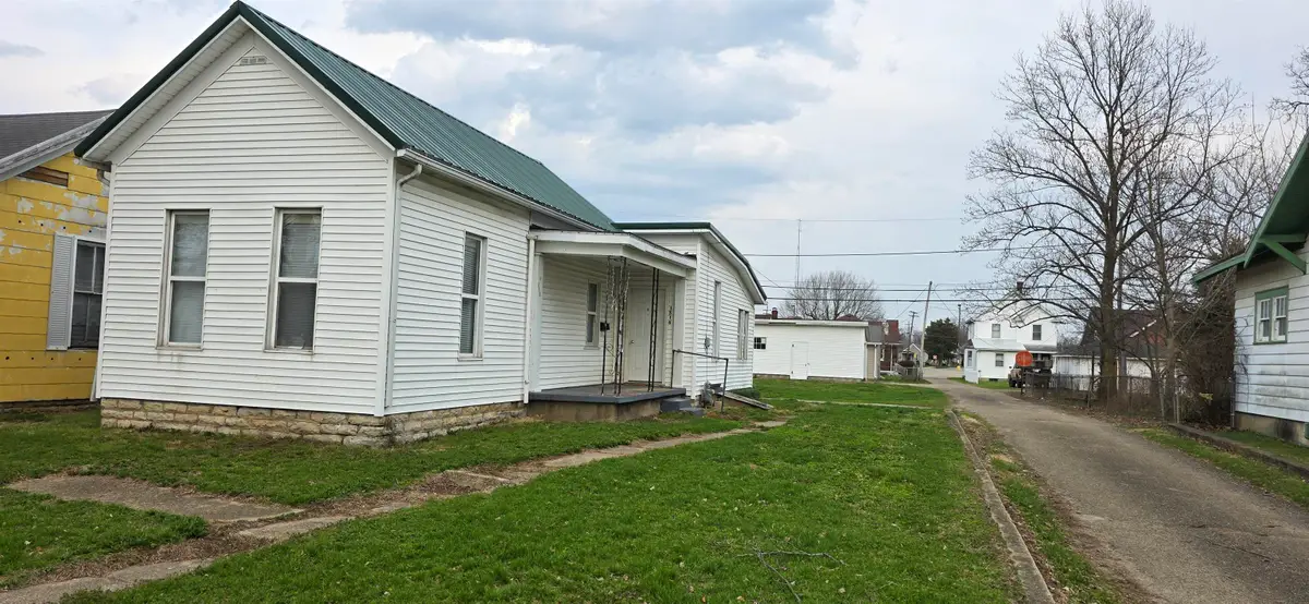 1516 Indiana Ave, Connersville, IN 47331 - #1