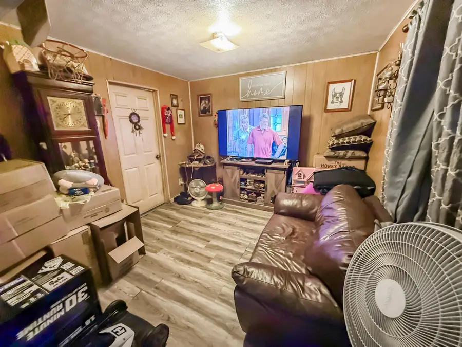 1411 Fayette Street, Connersville, IN 47331 - #3