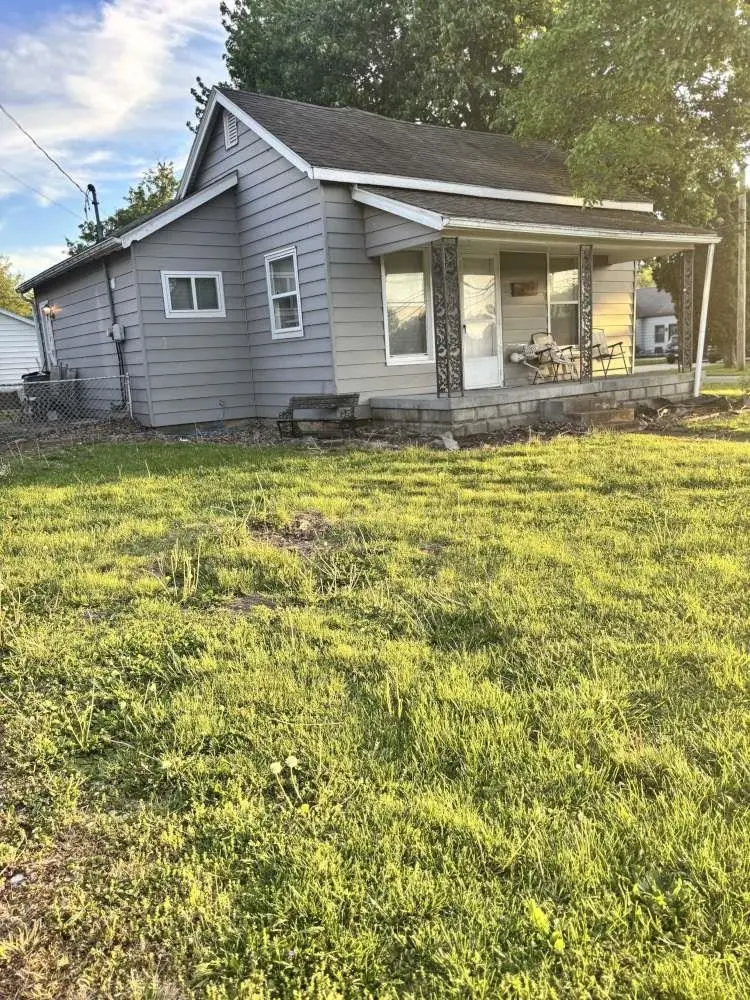 315 W Walnut Street, Centerville, IN 47330 - #1