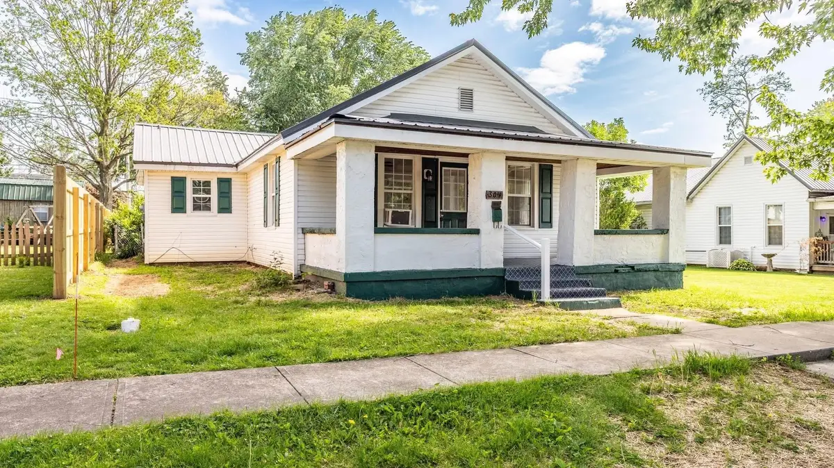 304 W Sycamore Street, Liberty, IN 47353 - #1