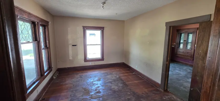 1812 Grand Ave, Connersville, IN 47331 - #2