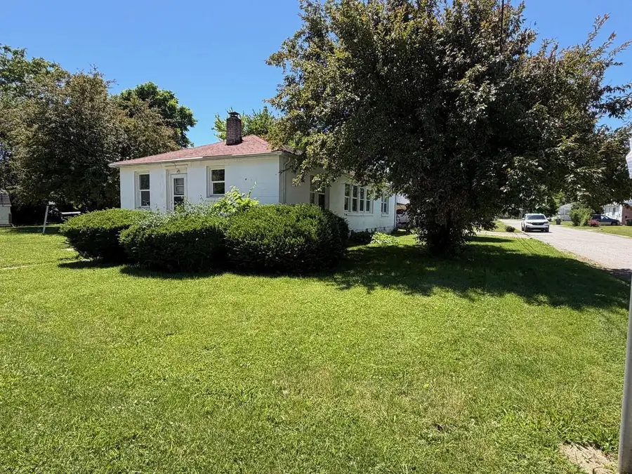 103 W 34TH STREET, Connersville, IN 47331 - #2