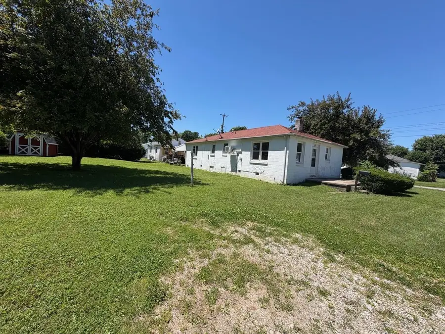 103 W 34TH STREET, Connersville, IN 47331 - #3