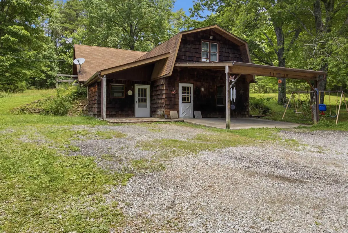 6720 S CHRISTIANBURG ROAD, Van Buren, IN 47201 - #1