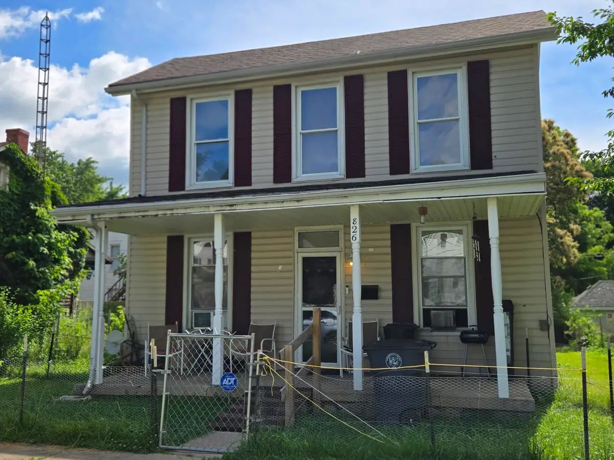 826 Mulberry St, Connersville, IN 47331 - #1